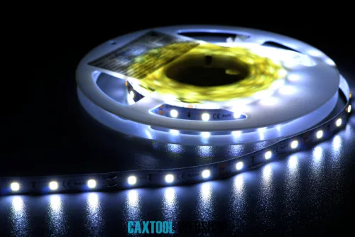 MW Power bandă LED profesională 60LED/m 6W/m 12V 10000-16000K rece alb IP33 5m